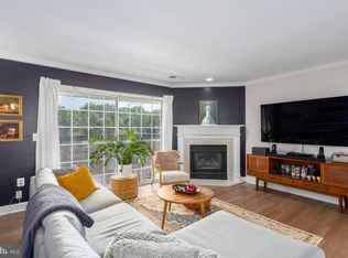 6916 Fairfax Dr UNIT 314, Arlington, VA 22213