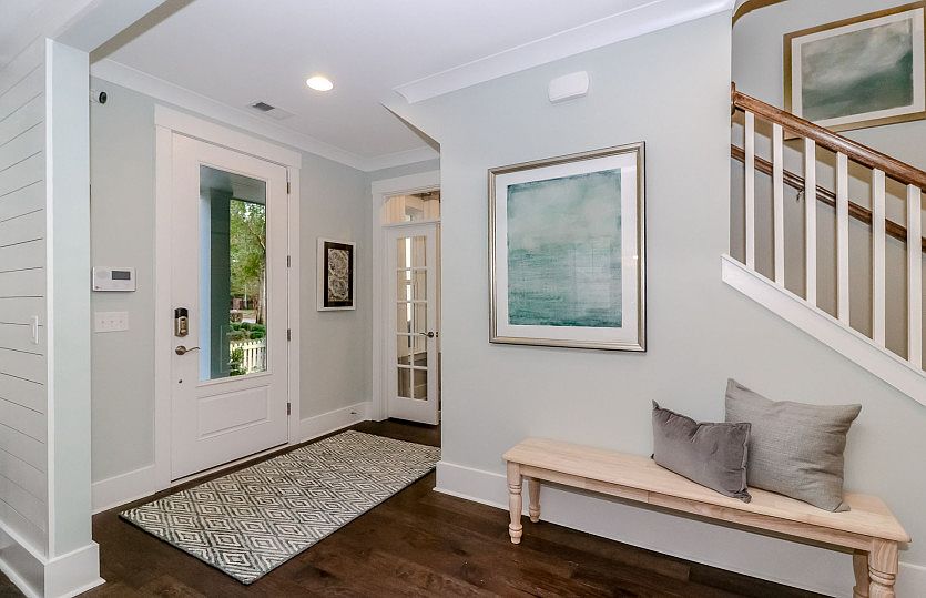 Inviting entrance into the Laurel new home design