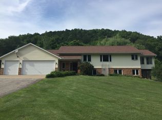 25522 Stewart Valley Dr, Minnesota City, MN 55959