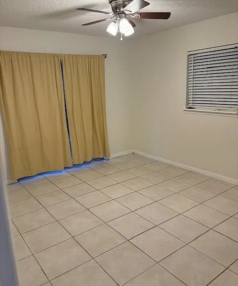 5724 Boynton Cres — Photo 7