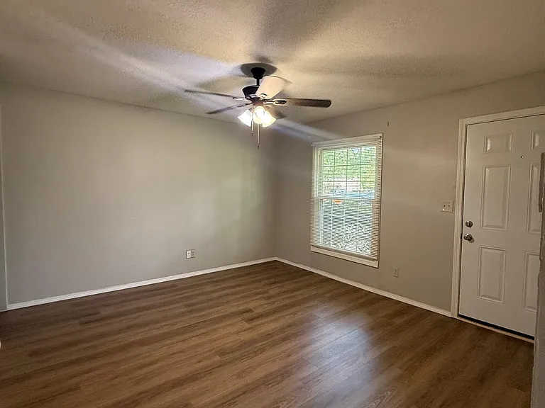 1220 Afterglow Ct — Photo 5