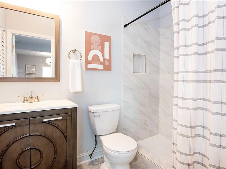 187 Farrington Ave SE — Photo 20