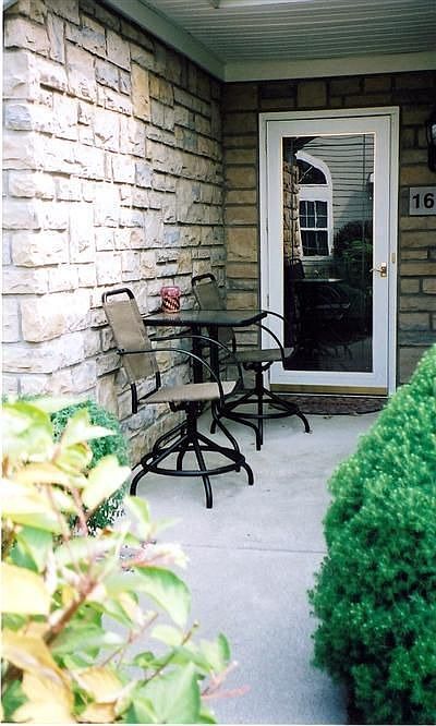 1st image of 1628 Turnberry Village Dr