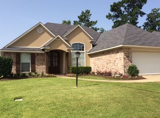 10412 Plum Creek Dr, Shreveport, LA 71106