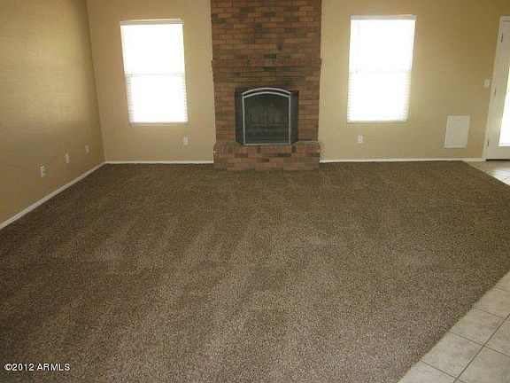 2nd image of 963 N SHANNON Circle