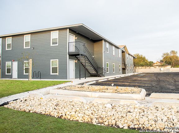 4th image of 8111 Landing Ave APT 1104