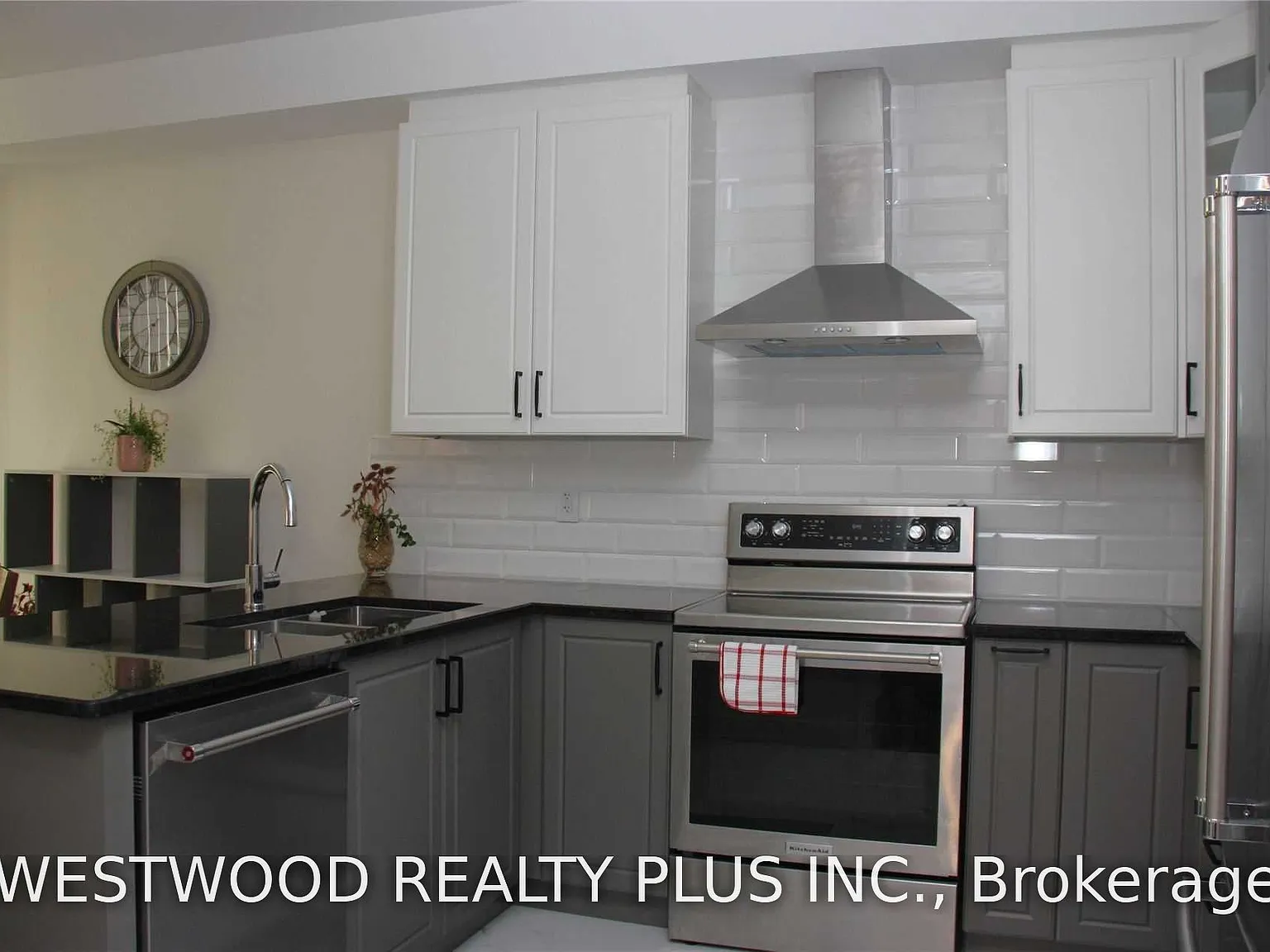 4 bed, $3,250 — Photo 4
