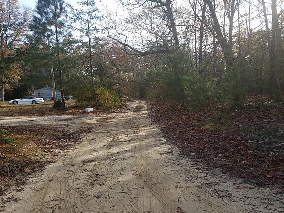 4th image of 40545 Medleys Ln