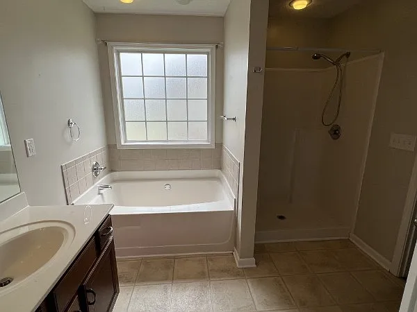 450 Winding Bluff Way — Photo 9