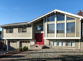 9415 10th Ave SW, Seattle, WA 98106