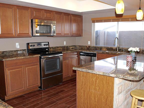 4th image of 4925 W Ironwood Dr
