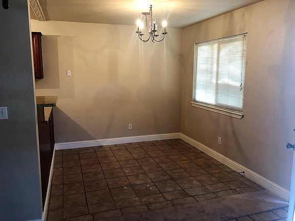 5th image of 1919 Covillaud St APT 12