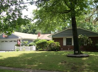 5 Russett Rd, Somerset, NJ 08873