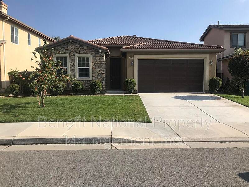 1st image of 31375 McCartney Dr