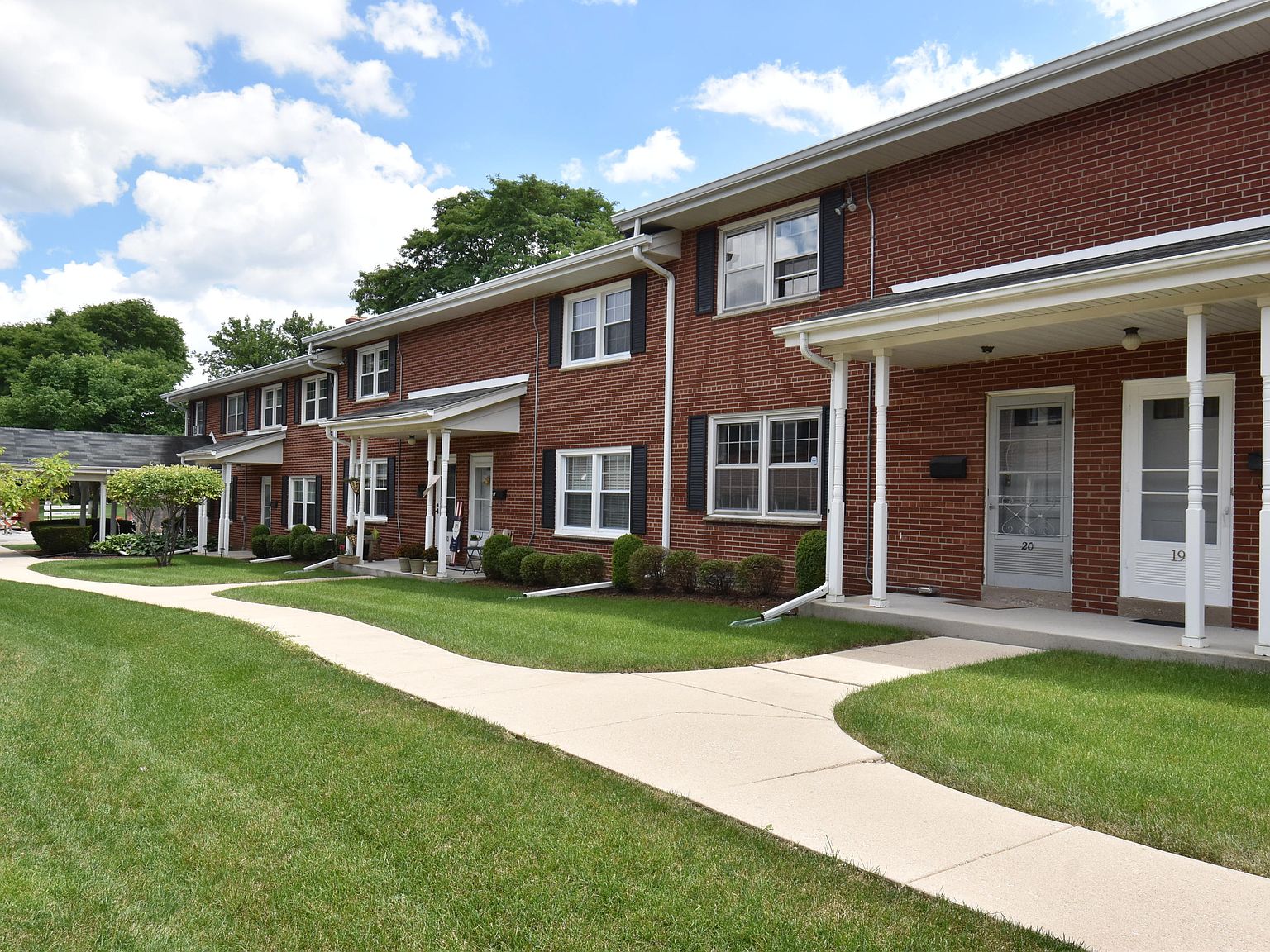 3129 S 122nd St APT 20, West Allis, WI 53227 Zillow