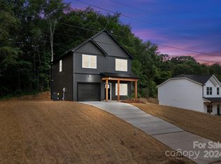 445 Summit Ct SE, Concord, NC 28025