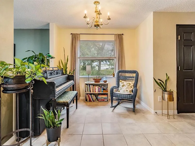4522 Winding River Way — Photo 4