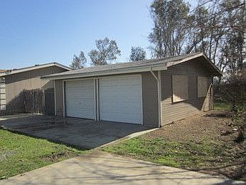 4th image of 33355 Lykins Ln
