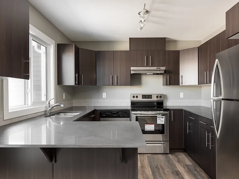 401 Athabasca Ave — Photo 12