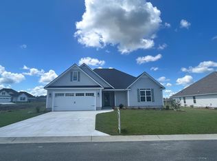 3944 Landings Cir, Hahira, GA 31632