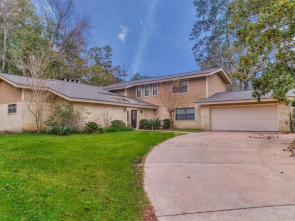 2nd image of 1807 Green Briar Dr