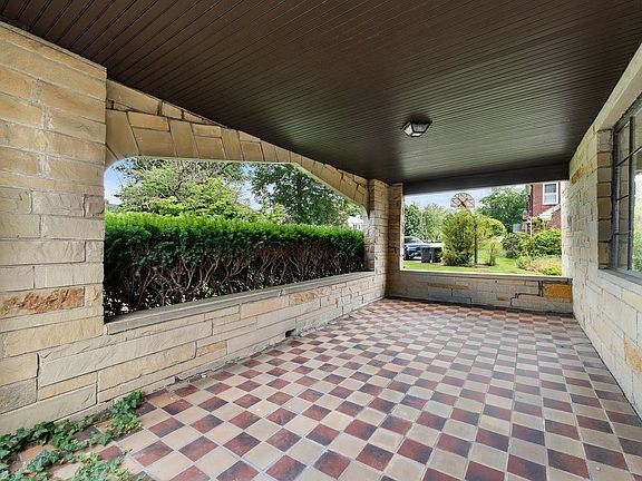 4th image of 109 Woodland Dr