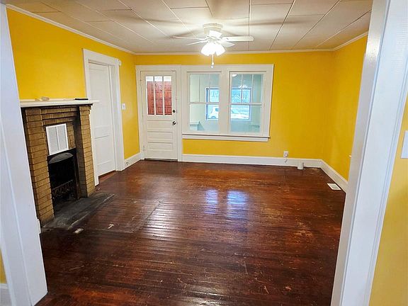 5th image of 703 Buffalo St