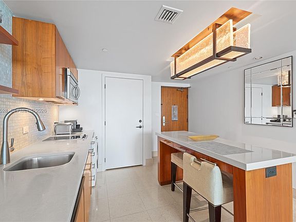 3rd image of 6801 Collins Ave #516