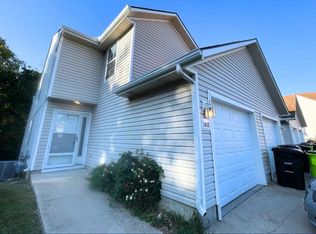 1009-1015 Cambridge Meadows Ln, Belton, MO 64012