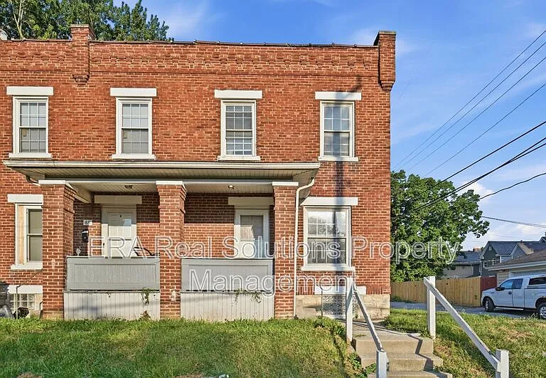 83 Lechner Ave — Photo 5