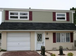 26 W Tebco Ter, Beach Haven, NJ 08008