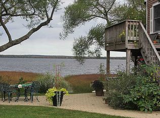 271 Wordens Pond Rd, South Kingstown, RI 02879