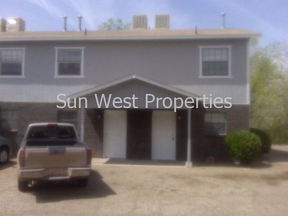 2nd image of 2902 La Habra St APT 1