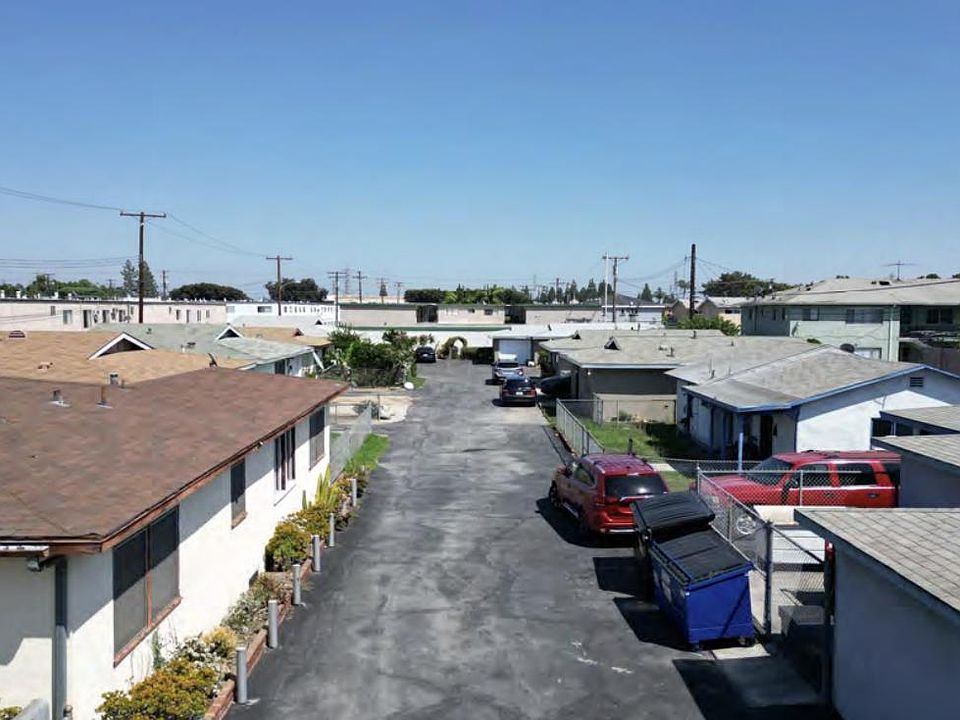 12420 1/2 Dunrobin Ave, Downey, CA 90242 Zillow