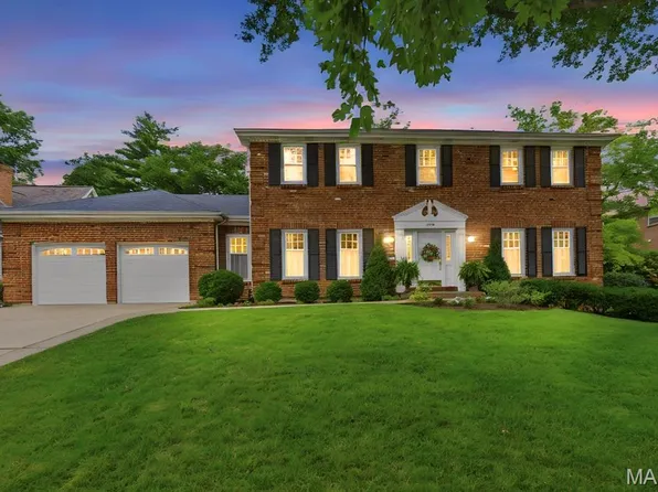 739 Bent Brook Rd, Saint Louis, MO 63122