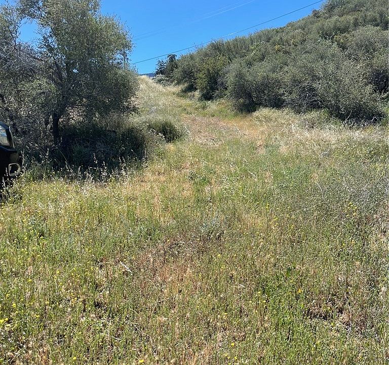 1st image of 48910 Twin Pines Rd