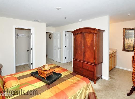 4th image of 5927 Lake Pointe Village Cir APT 807