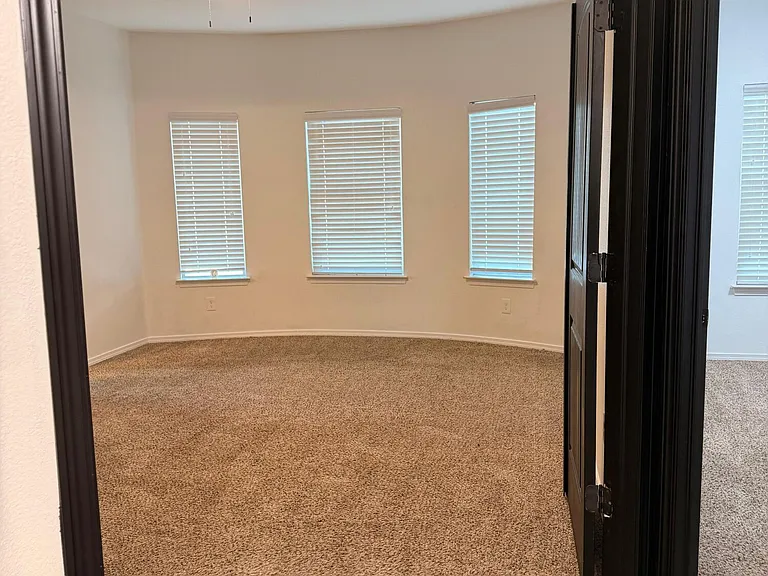 14270 Richard Wiles Ave — Photo 26
