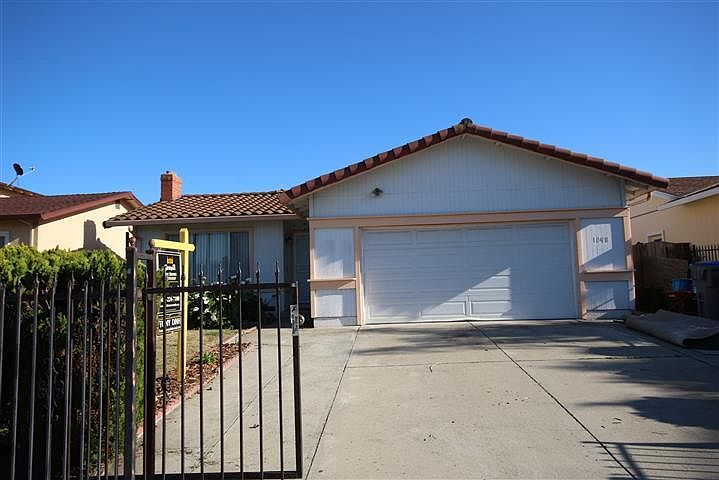 1st image of 1098 Woodminster Dr