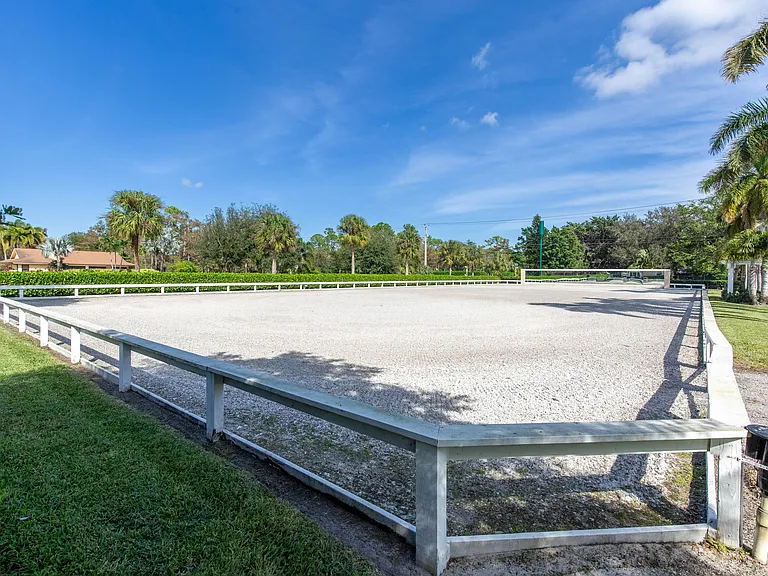 14943 Paddock Dr — Photo 5