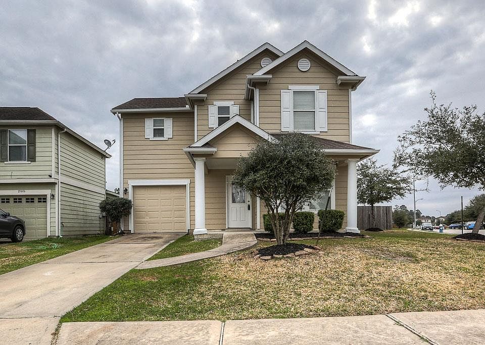1st image of 21602 Mossey Pines Ct