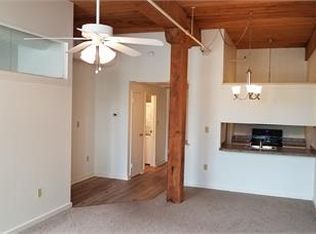 201 N Chestnut St APT 110, Palmyra, PA 17078