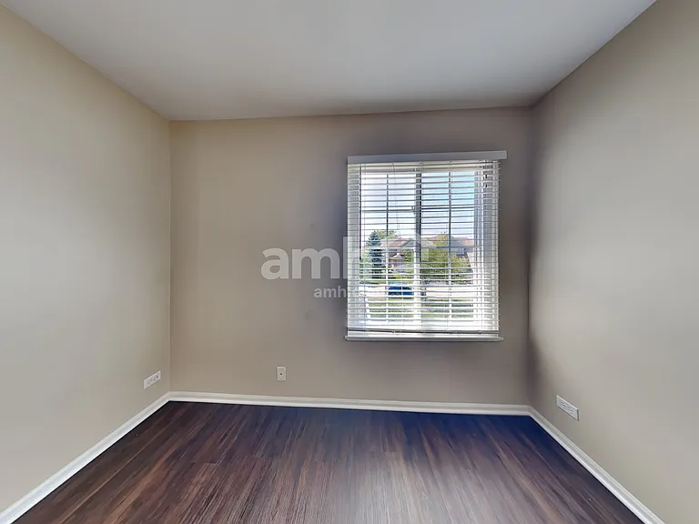 953 Mesa Dr — Photo 8