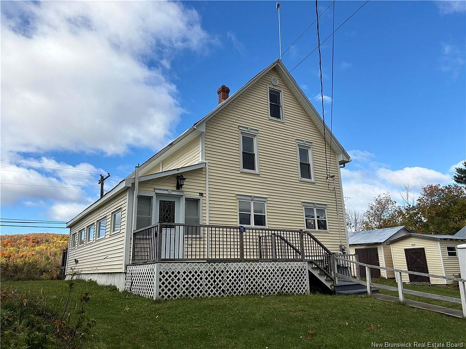 1st image of 15 Underhill St
