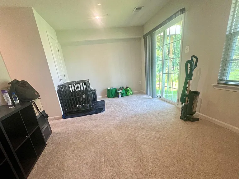 105 Caswell Dr — Photo 45