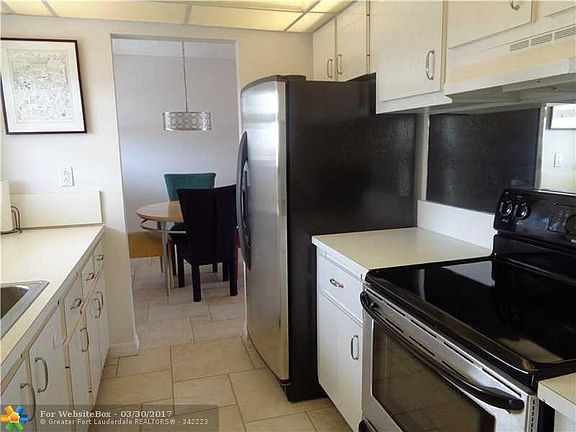 5th image of 801 S Federal Hwy APT 1115
