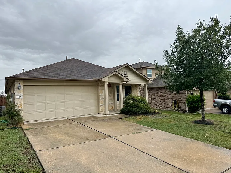 120 Chickadee Cv — Photo 18