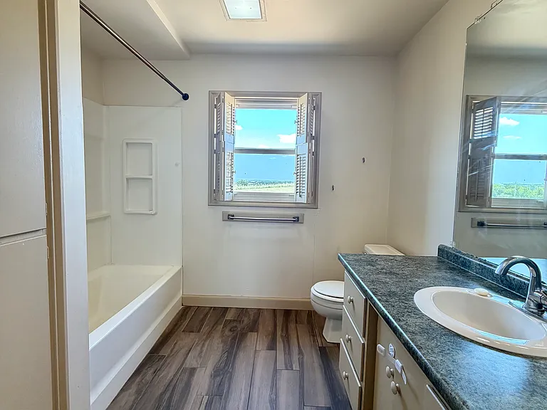 2919 W Main St — Photo 31