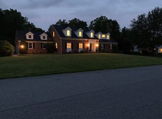 8211 Tally Ho Rd, Lutherville Timonium, MD 21093