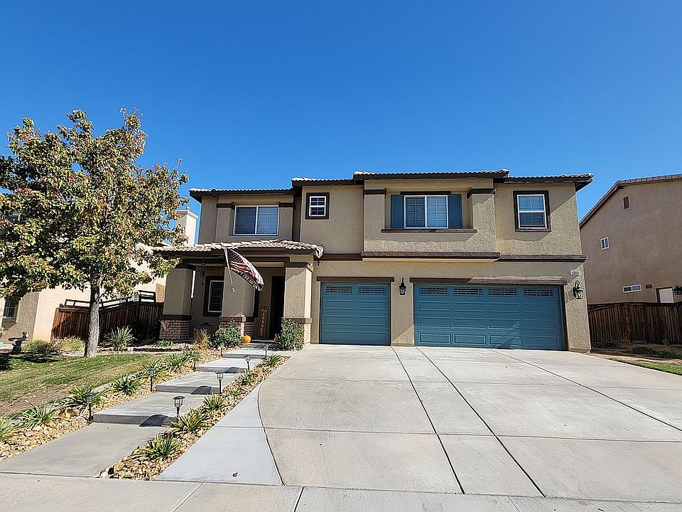 1st image of 13551 Bentley St